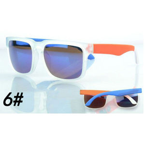 Gafas <span class=keywords><strong>de</strong></span> <span class=keywords><strong>Sol</strong></span> Populares <span class=keywords><strong>de</strong></span> Resina con Lente Espía, Protección UV400, para Hombre, Ideales para Conducir y Deportes <span class=keywords><strong>de</strong></span> Marca - Product Image 4