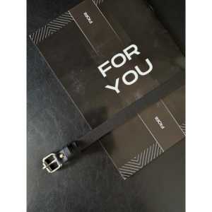 Ceinture fine pour femme Fiori avec boucle carrée, boucle à ardillon en fer, style décontracté en cuir PU - Product Image 1