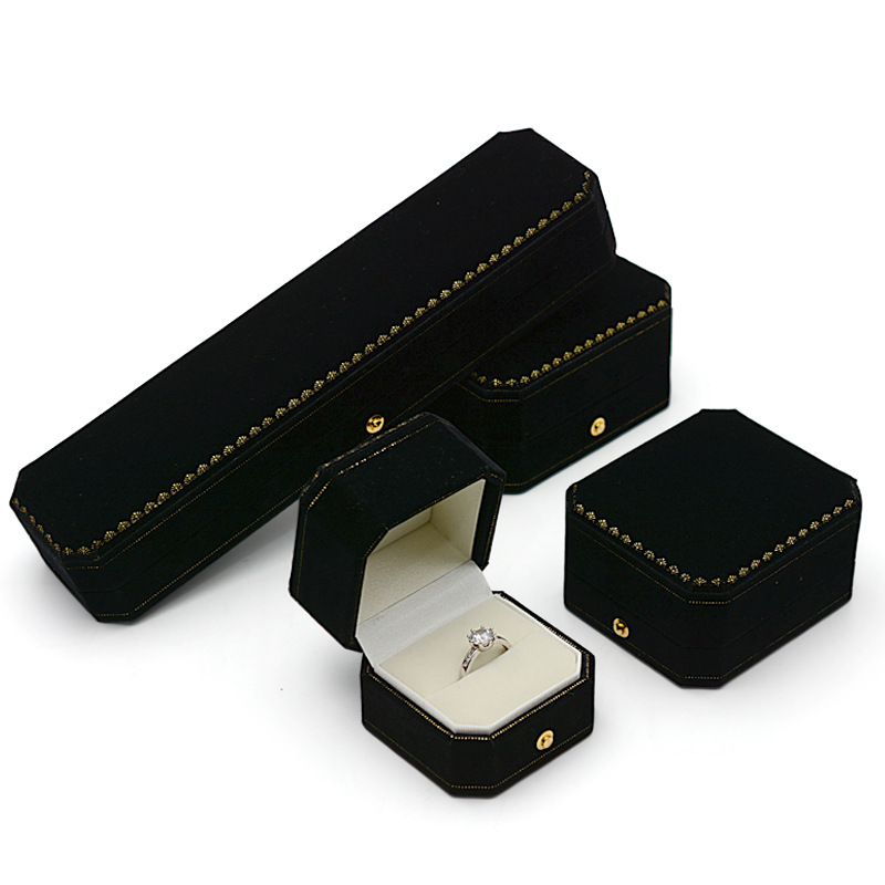 black jewelry box