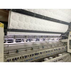 Tissu d'<span class=keywords><strong>ameublement</strong></span> à motif islamique personnalisé, tissu jacquard gaufré avec couleur or métallique - Product Image 5