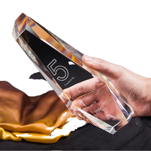 Aangepaste K9 Kristal Laser-Gegraveerde Trofee Met Engel Thema Voor Werknemer Erkenning, Andere Kristal Ambachten Beschikbaar - Product Image 2