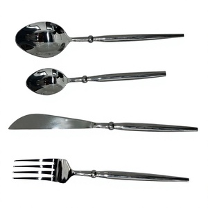 Ensemble de couverts élégants avec manche en métal, en acier inoxydable, accessoires de table pour la vente - Product Image 1