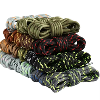Lacets ronds en polyester durables en gros, lacets de chaussures tressés rayés avec embouts en plastique pour accessoires de chaussures d'extérieur
