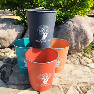 Poubelle cylindrique Lord Of The Forest, couleurs mélangées, pour intérieur et extérieur, bac de rangement à ouverture supérieure - Product Image 2