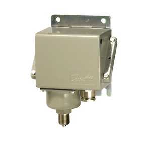 Interruptor Marino de Alta Resistencia KPS31 060-311066, Interruptor de Control de 1/4 0-2.5 bar - Product Image 3