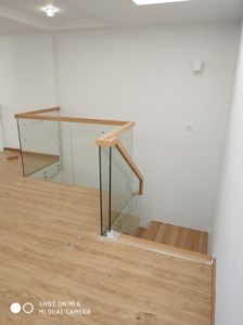 <span class=keywords><strong>Escalera</strong></span> de <span class=keywords><strong>viga</strong></span> recta con Pedal de madera de nogal negro de fábrica GAOBO para Loft en el segundo piso de <span class=keywords><strong>escalera</strong></span> dúplex de acero y madera - Product Image 3