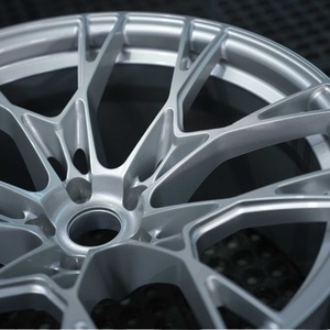 Rines Forjados de Estilo Cóncavo Profundo en Plata Brillante, Compatibles con 330 430 530 M2 M3 M4 A5 A6 7A 7 y Otros Autos - Product Image 4