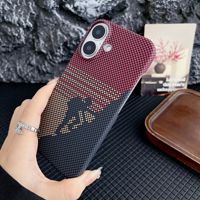 Coque de téléphone rigide antichoc en fibre de carbone de luxe pour 17 Pro Max avec finition givrée