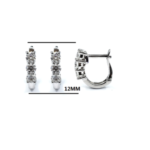 Boucles d'oreilles créoles Huggie en or blanc massif 18 carats avec diamants véritables taille brillant, style vintage, pour femme, cadeau de mariage, par Daily Design Fine Jewelry - Product Image 2