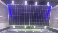 Panel Surya Genteng Atap 590W Renjiang Monocrystalline Half Cell 182mm Efisiensi 23% Hitam TUV 18V 2279x1134x30mm