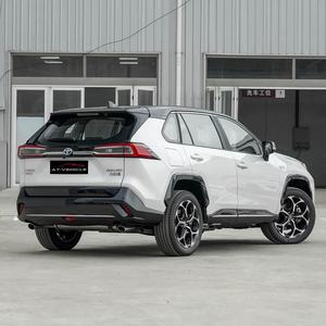 รถยนต์<span class=keywords><strong>โต</strong></span><span class=keywords><strong>โย</strong></span><span class=keywords><strong>ต้า</strong></span> เวนซ่า <span class=keywords><strong>มือ</strong></span><span class=keywords><strong>สอง</strong></span> รถ SUV ขนาดกะทัดรัด ระบบไฮบริดแบบป<span class=keywords><strong>ล</strong></span>ั๊กอิน เครื่องยนต์ 2.5 <span class=keywords><strong>ล</strong></span>ิตร ระบบขับเคลื่อนสี่ล้อแบบอัจฉริยะ เครื่องยนต์คู่แบบป<span class=keywords><strong>ล</strong></span>ั๊กอิน - Product Image 4