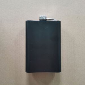 Wholesale Custom Mini Stainless Steel Hip <b>Flask</b> Laser Logo 8oz Capacity Business Gifts <b>Hot</b>/Cold Retaining Alcohol Whisky Wine - Product Image 3