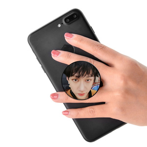 Soporte de teléfono de 5 estrellas para niños callejeros <span class=keywords><strong>KPOP</strong></span> Felix Hyunjin Seungmin soporte acrílico estirable para teléfono móvil Bangchan Leeknow Fans regalo - Product Image 1