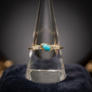 Anillo de Perlas para Mujer con Baño de Oro de 14K sobre Plata S925, con Topacio Azul Cielo Natural Clásico, Turquesa Azul Grisáceo, Zafiro y Circonita Cúbica en Engaste de Garras - Product Image 2