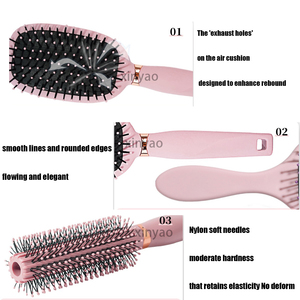<span class=keywords><strong>Brosse</strong></span> à <span class=keywords><strong>cheveux</strong></span> avec logo personnalisé avec poils souples et flexibles pour tous les types de <span class=keywords><strong>cheveux</strong></span> pour femmes et hommes <span class=keywords><strong>cheveux</strong></span> humides secs <span class=keywords><strong>bouclés</strong></span> ou raides - Product Image 2