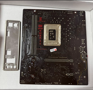 Placa Base EX-H610M-V3 en Buen Estado, LGA 1700, DDR4, 64GB, Micro ATX, Compatible con Generaciones 12/13 - Product Image 4