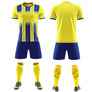 Camisetas de fútbol personalizadas Impresión de sublimación completa Traje de fútbol Equipo de entrenamiento de fútbol Uniforme de fútbol para hombres - Product Image 3