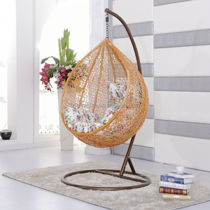 Chaise suspendue d'intérieur/extérieur en rotin pour deux personnes, style Jhula, idéale pour jardin et patio – Meilleure vente à prix abordable - Product Image 5