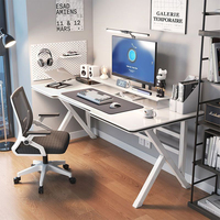 Offre Spéciale échantillon gratuit bureau de jeu blanc noir bureau d'ordinateur avec porte-gobelet Pc Gamer Table de jeu