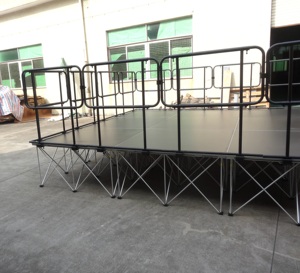 Escenario portátil de aluminio para interiores de 4x4 pies para exposiciones - Product Image 2