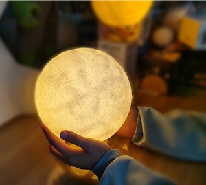 可充电/USB LED 3D 月球变色室内装饰发光灯适合男孩女孩任何年龄段新年 - Product Image 3
