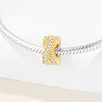 Bracelet minimaliste en cuivre plaqué argent avec perles, fermoir de positionnement, pendentif en zircone colorée, accessoire de bijouterie DIY, vente chaude
