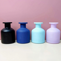 Diffuseur de parfum cylindrique de style moderne 100 ml 150 ml réutilisable avec bouchon en liège