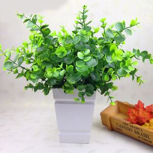 ต้นไม้ปลอมสีเขียวต้นยูคาลิปคิสทิเนียต้นใบใหญ่ดอกไม้พลาสติกเป็นมิตรกับสิ่งแวดล้อม - Product Image 1