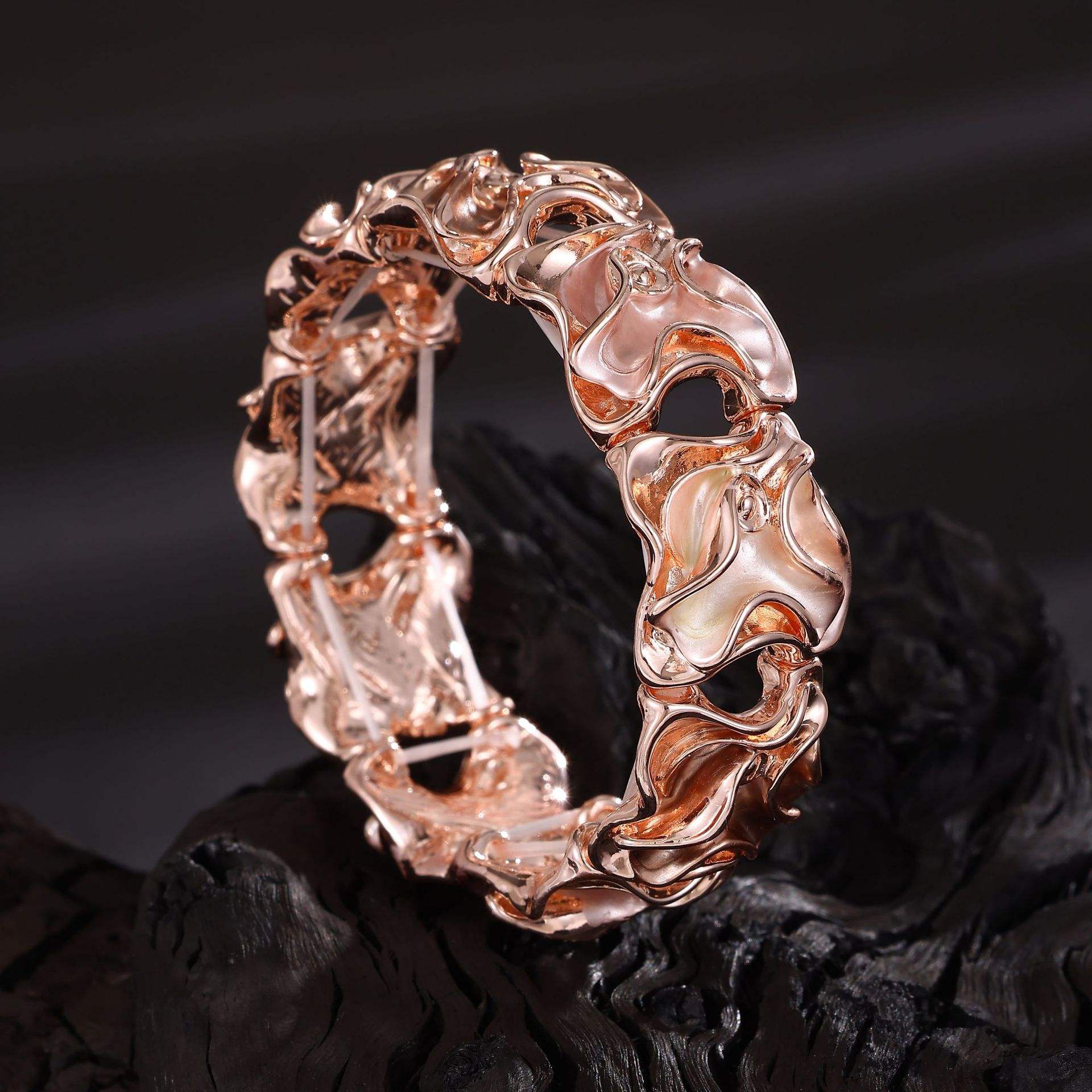 Coffee brown geometric flower bracelet - rose gold