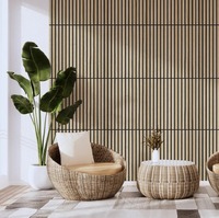 Fournisseur de panneaux muraux en bois style ferme pour systèmes de revêtement mural intérieur et projets d'appartements