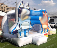 Château gonflable bleu en forme de chien, en bâche PVC, avec toboggan, pour événements extérieurs