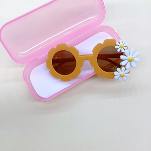 Vente en gros lunettes de <span class=keywords><strong>soleil</strong></span> tendance fille fille ronde fête bijoux mode <span class=keywords><strong>soleil</strong></span> fleur Uv400 lunettes enfants - Product Image 4