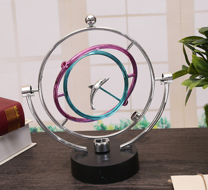 HLC349 nouveau dauphin mouvement perpétuel physique jouet mécanique électrique boule <span class=keywords><strong>pendule</strong></span> décor maison dauphin berceau <span class=keywords><strong>pendule</strong></span> jouets - Product Image 3