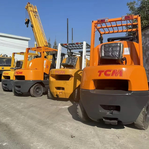 <b>Used</b> Japan TCM FD30/FD50/FD70 Diesel Engine Forklift 3 Ton Side Shift Stacker - Product Image 1