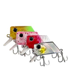 Señuelo Cúbico Rock Cubic <span class=keywords><strong>de</strong></span> 45 mm/7,5 g, Micro Señuelo Flotante en Forma <span class=keywords><strong>de</strong></span> <span class=keywords><strong>Cubo</strong></span>, Mini Señuelo Artificial <span class=keywords><strong>de</strong></span> Plástico Duro para Lanzamiento Largo con Anzuelos - Product Image 1