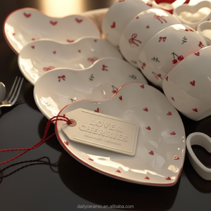 Набор керамических кружек для кофе и чая в форме сердца с ручкой в виде сердца, белый с красным узором в виде сердца, для подарка - Product Image 5
