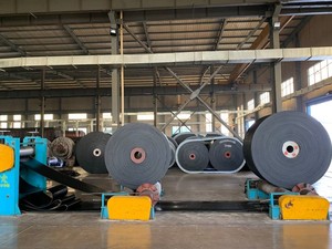 63 50 75MM Staalband Rubber Transportband ST800 1000 Directe verkoop voor steengroeven en kolenmijnen - Product Image 6