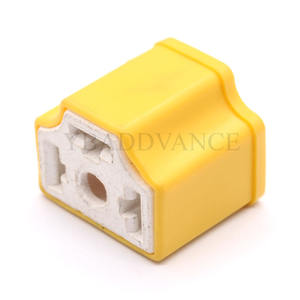 YB-Stecker Beliebte 3-polige Keramik-Scheinwerfer-Verlängerung stecker Stecker Lampe Lampe Kabel buchse Adapter - Product Image 5