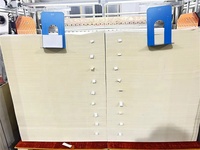 Rollo de papel de etiqueta autoadhesiva de gramo personalizado, material adhesivo de papel de arte semibrillante, Rollo Jumbo de pegatina térmica directa con recubrimiento superior
