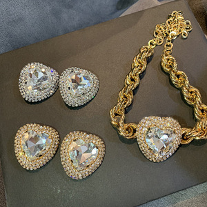 Kaimei 2022 Nuova <span class=keywords><strong>Collana</strong></span> con Diamanti a Forma di Cuore, <span class=keywords><strong>Collana</strong></span> Geometrica da Donna, Nuova <span class=keywords><strong>Collana</strong></span> a Catena Avvolgente, <span class=keywords><strong>Collana</strong></span> alla Moda con Ciondolo a Cuore, Collane Dorate - Product Image 1