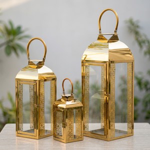 Porte-bougie en métal plaqué or de luxe moderne, lanternes design pour la décoration de la maison et des hôtels - Product Image 1