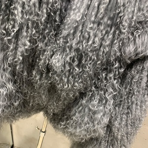 Áo khoác nữ cổ lông mềm mại mùa đông, áo khoác lông cừu mềm mại ngắn màu xám, áo khoác lông Mông Cổ - Product Image 3