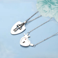 Collier à fermoir concentrique, couple, entrelacement, une paire de colliers, décoration, acier inoxydable