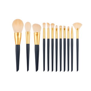 Cangzhou Blue Whale 12-Piece <b>Makeup</b> Brush Set Wooden Handle Synthetic Fibers Foundation Brushes - Product Image 2