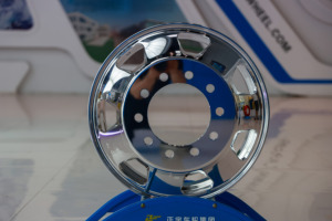 Jantes en alliage d'aluminium forgé 22,5X6,75 pour camions et autobus - Product Image 4