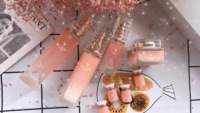 Ensemble de soins du visage professionnel avancé à base de Prunus Serrulata, à base de plantes, biologique, anti-âge, à la vitamine C, hydratant, éclaircissant et illuminateur
