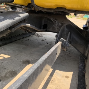 Mini-pelleuse Komatsu PC20 d'occasion pas chère du Japon avec cabine ouverte et chenilles en caoutchouc pour travaux agricoles, de jardinage et d'aménagement paysager - Product Image 5