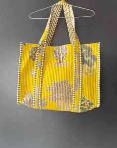 Bolsa de Tela de Algodón con Estampado Floral Indio - Bolsa Ecológica Jaipuri para Mujer - Product Image 1