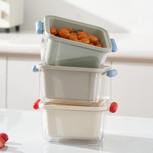 ตะกร้าระบายน้ำสองชั้น กล่องใส่ผลไม้ ทรงสี่เหลี่ยม วางซ้อนกันได้ ฝาปิดแบบหนีบ ภาชนะเก็บของแบบพกพา สำหรับกลับไปโรงเรียน - Product Image 1