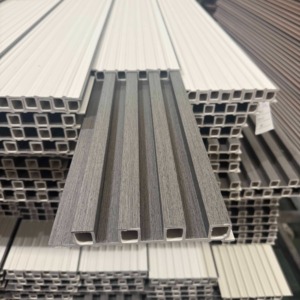 Pannelli <span class=keywords><strong>Murali</strong></span> WPC Scanalati OEM Moderni 170*18mm per Pareti o Soffitti e Pannelli di Rivestimento Interno in PVC - Product Image 3